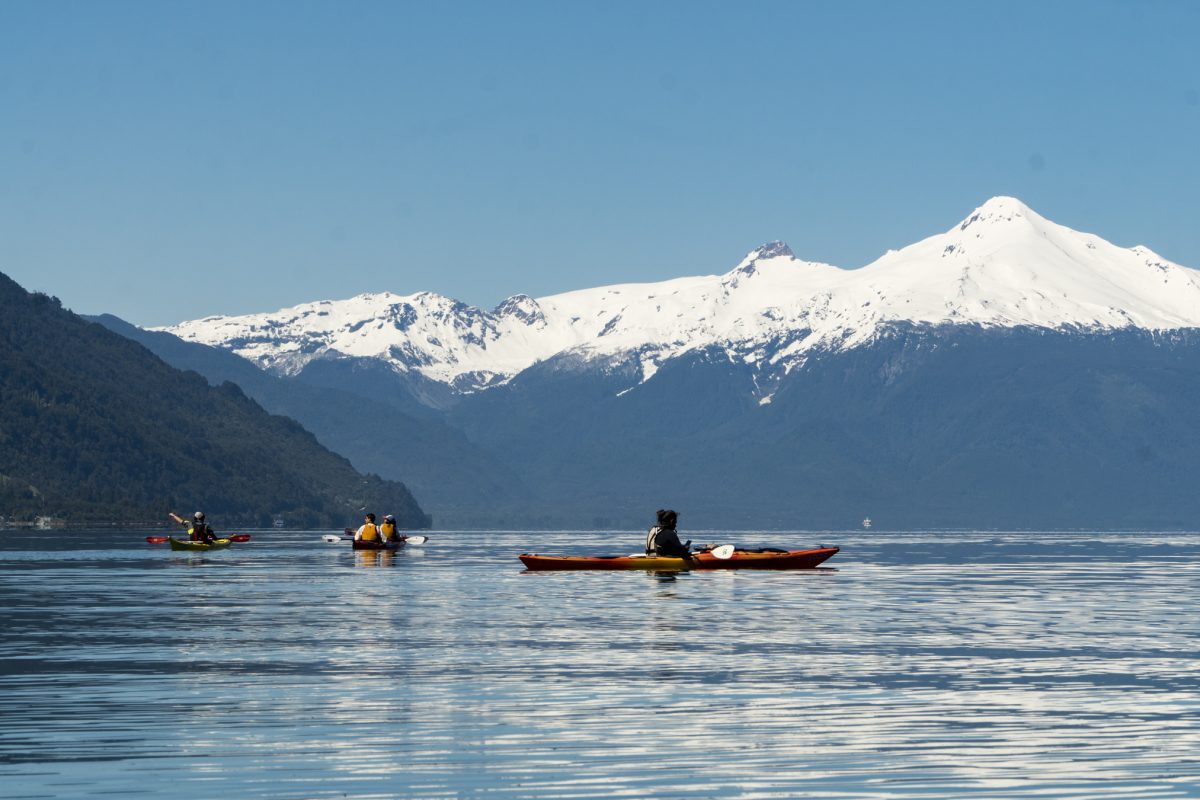 KAYAK DE MAR DIA COMPLETO ESTUARIO RELONCAVÍ